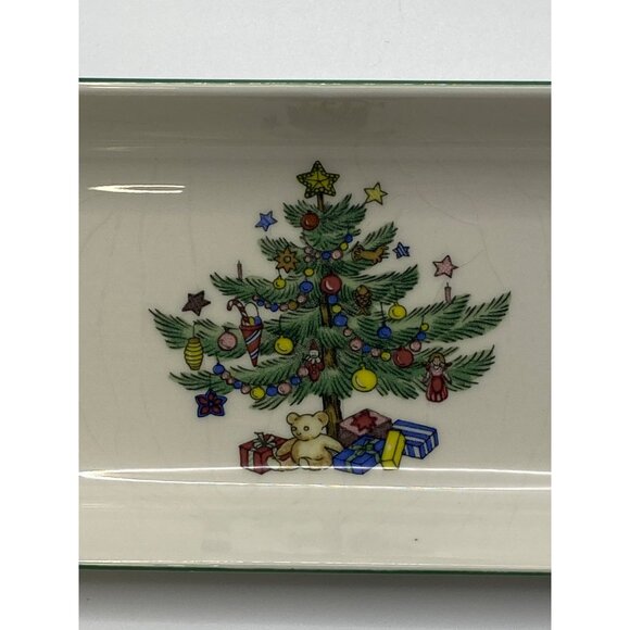Niko Japan Christmas Tree Rectangular Tray With Holly & Tree Design Ceramic - Picture 4 of 8